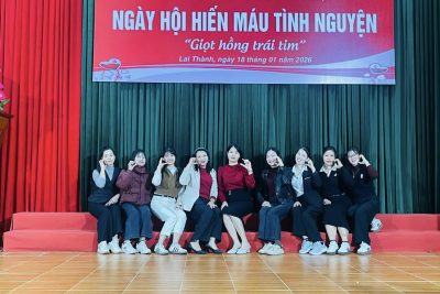 Tập thể cán bộ giáo viên, nhân viên Trường MN Lai Thành hưởng ứng tham gia “Ngày hội hiến máu Tình nguyện”