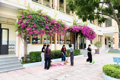 “THỨ 7 XANH – CHỦ NHẬT SẠCH” CỦA TRƯỜNG MN LAI THÀNH